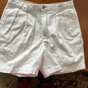 Men’s Hilfiger white shorts